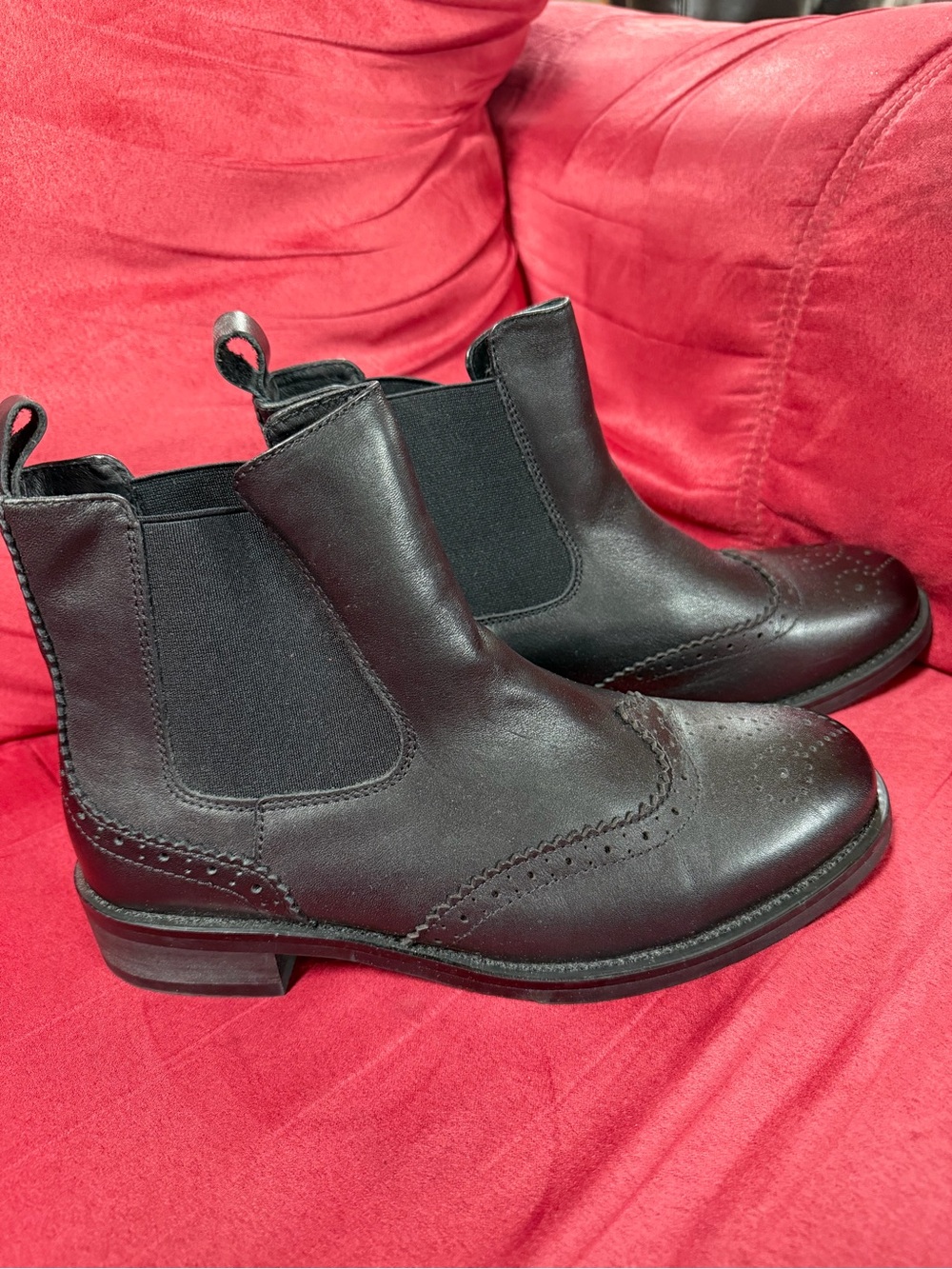 Womens Black Leather Chelsea Brogue Ankle Boot - Picture 3 of 6